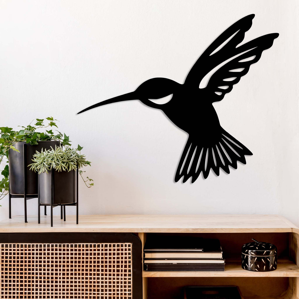 Hummingbird Metal Wall Decor: A Touch of Elegance for Your Space